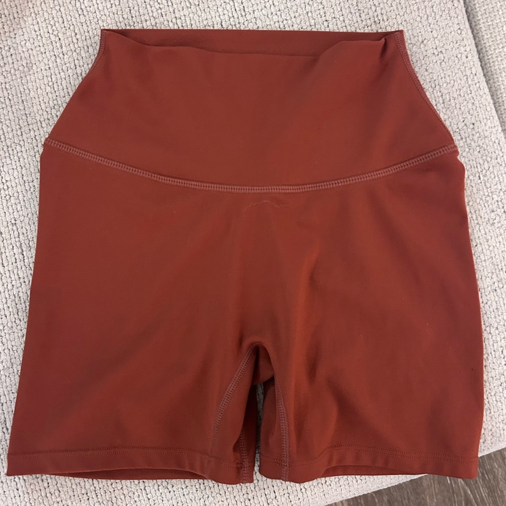 CSB Scrunch Shorts 4” - Rust - size small